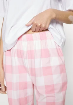 Anna Field Pyjama - Pink -Anna Field 4ae8d95ed2484ed384d9093a30ce715a scaled