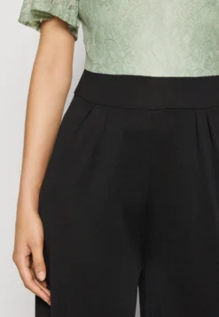 Anna Field Jumpsuit - Light Green/Black 11 Anna Field Jumpsuit - Light Green/Black -Anna Field 8284a64925d3419d85e30abd86a44296 scaled