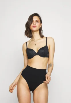 Anna Field 2Pp High Waist Thong - String - Black 13 Anna Field 2Pp High Waist Thong - String - Black -Anna Field a445742073d54b29ad603d96bf5cfa73 scaled