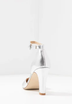 Anna Field Leather Pumps - Hoge Hakken - Silver 12 Anna Field Leather Pumps - Hoge Hakken - Silver -Anna Field a92435984125429abc3178c00735c8db scaled