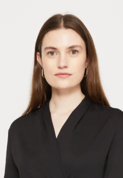 Anna Field Jerseyjurk - Black/White 9 Anna Field Jerseyjurk - Black/White -Anna Field acc37d498b9b46f0b76c380eb80cceea scaled