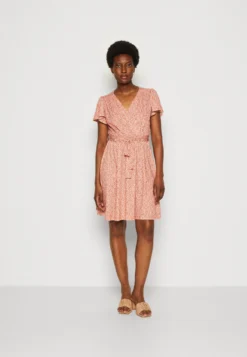 Anna Field Jurk - Brown/White -Anna Field bf202245885e44e68069d9b2ec8c56d9 scaled